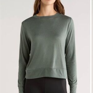 NWT Vuori Daydream Crew T-Shirt